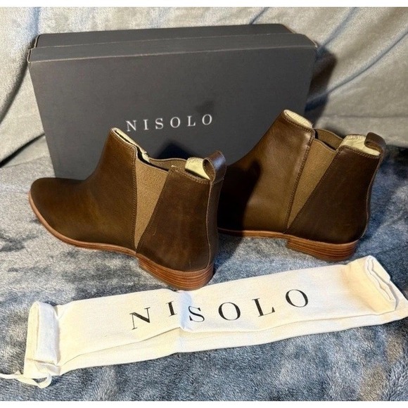 Nisolo Chelsea Boots Women's 8.5 Brown Leather Ankle Booties w/ Box & Dust Bag - Picture 2 of 4
